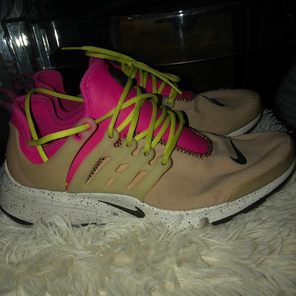 WMNS Nike Presto